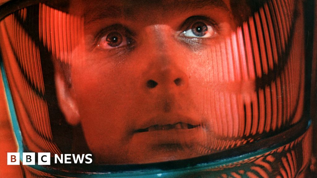 Can sci-fi movies teach us anything about an AI threat?  - BBC News