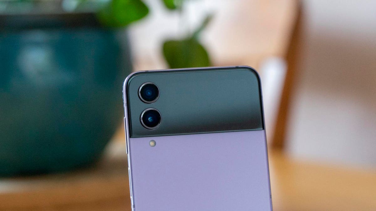 Google is working on a new pixel to compete with Samsung and Motorola